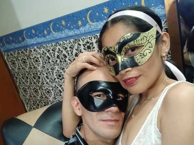 프로필 사진 couplehot27