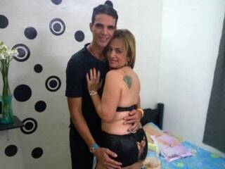 에로틱 한 영상 채팅 Couplexlove4u