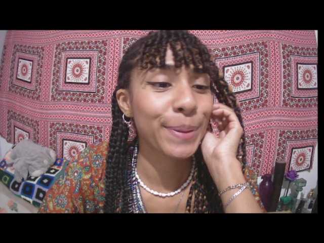 방송 스크린 샷 Courtney-lion