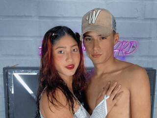 에로틱 한 영상 채팅 Crazy-couplehot-