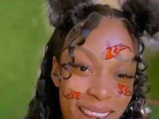 에로틱 한 영상 채팅 Creamcandy