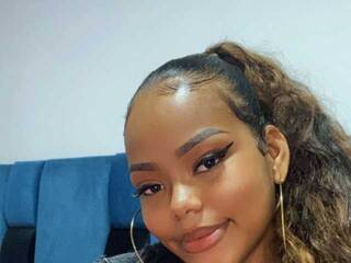 에로틱 한 영상 채팅 CrissMillerr1