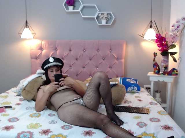 사진 cristhye-hot hey guys welcome to my room #anal #pussy #playwithcum #tits #sexydance #ass # playdildo