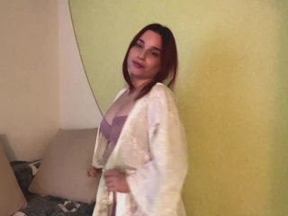 에로틱 한 영상 채팅 CristieHas