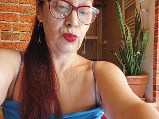 에로틱 한 영상 채팅 Cristinatina