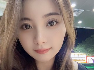 에로틱 한 영상 채팅 cry-nini