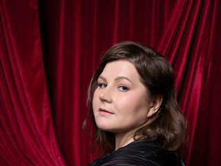 에로틱 한 영상 채팅 CrystaalStaar