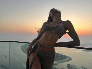 에로틱 한 영상 채팅 Cum4Lydia