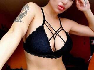 에로틱 한 영상 채팅 CumInMeNowBBy