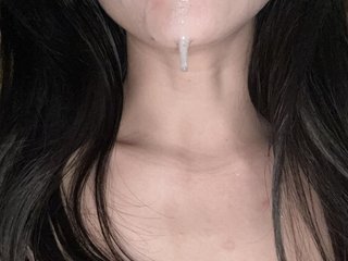 에로틱 한 영상 채팅 CUMshotik222