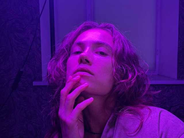 프로필 사진 curlyNed