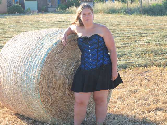 프로필 사진 curvyemma