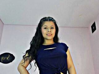 에로틱 한 영상 채팅 Cutenia