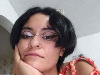 에로틱 한 영상 채팅 DaenerysNaughty