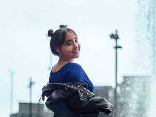 에로틱 한 영상 채팅 Dafnebloshhh