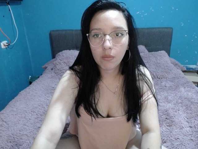 사진 Dalillafiore lovense on Play with me I'm at home bored