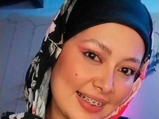 에로틱 한 영상 채팅 DanaAlabi