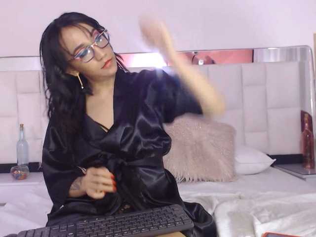 방송 스크린 샷 daniela-ortiz