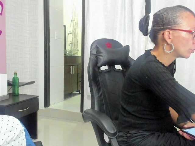 방송 스크린 샷 Danielaxue