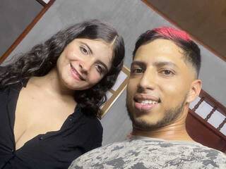 에로틱 한 영상 채팅 Danna-Leo