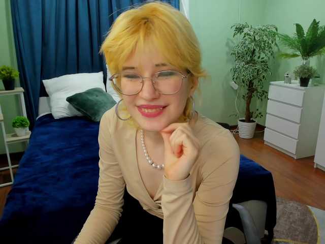 방송 스크린 샷 DannaSkully