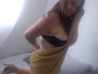 에로틱 한 영상 채팅 Danubiaa