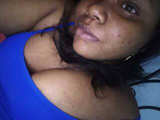 에로틱 한 영상 채팅 daphnee024