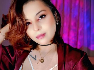 에로틱 한 영상 채팅 daphnne_sweet