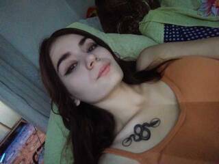 에로틱 한 영상 채팅 Dariaq