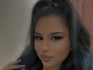 에로틱 한 영상 채팅 DariKoleva