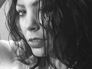 에로틱 한 영상 채팅 DarkAngello