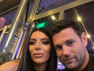 에로틱 한 영상 채팅 Daveeveline21