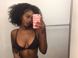 프로필 사진 DeArriLyn