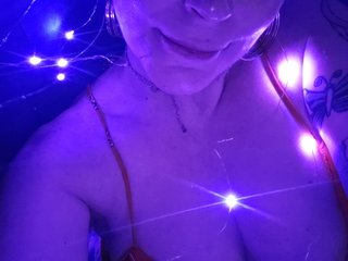 에로틱 한 영상 채팅 Dahliadulce