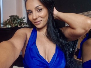 에로틱 한 영상 채팅 DemiAire