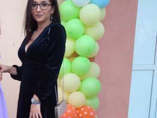 에로틱 한 영상 채팅 DenizzCharm