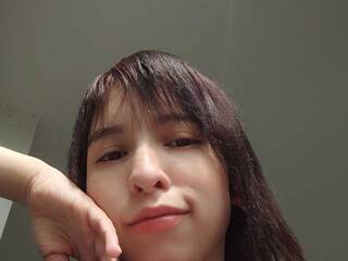 에로틱 한 영상 채팅 DollAmmy