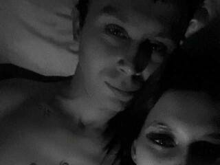 에로틱 한 영상 채팅 Sexy-and-Garry