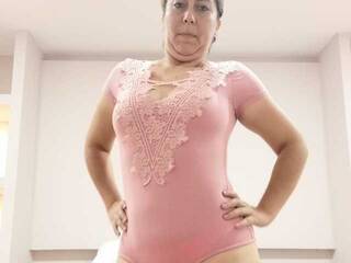 에로틱 한 영상 채팅 DIana-Catlin