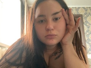 에로틱 한 영상 채팅 LisnoraGold