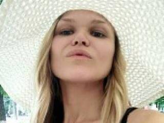 에로틱 한 영상 채팅 diannasky