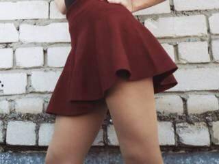 에로틱 한 영상 채팅 dina18plus