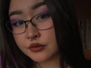 에로틱 한 영상 채팅 DiShy88