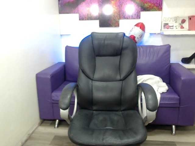 방송 스크린 샷 DivaGlowing