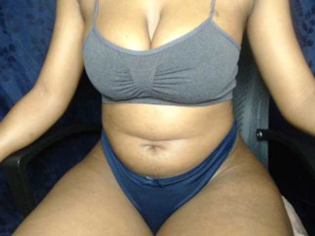 사진 DivineGoddes #squirt #cum #bigboobs #bigass #ebony #lush #lovense goal 2000 tks cum show❤️500 tks show boobs ❤️ 1000 tks flash pussy