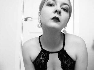 에로틱 한 영상 채팅 Dntfallasleep