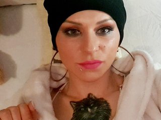 에로틱 한 영상 채팅 DolceVioleta92