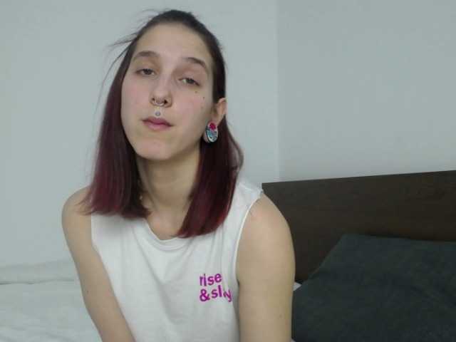 방송 스크린 샷 Dollyduff