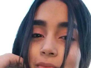 에로틱 한 영상 채팅 dominic-rosse