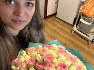 에로틱 한 영상 채팅 Donna-Bell